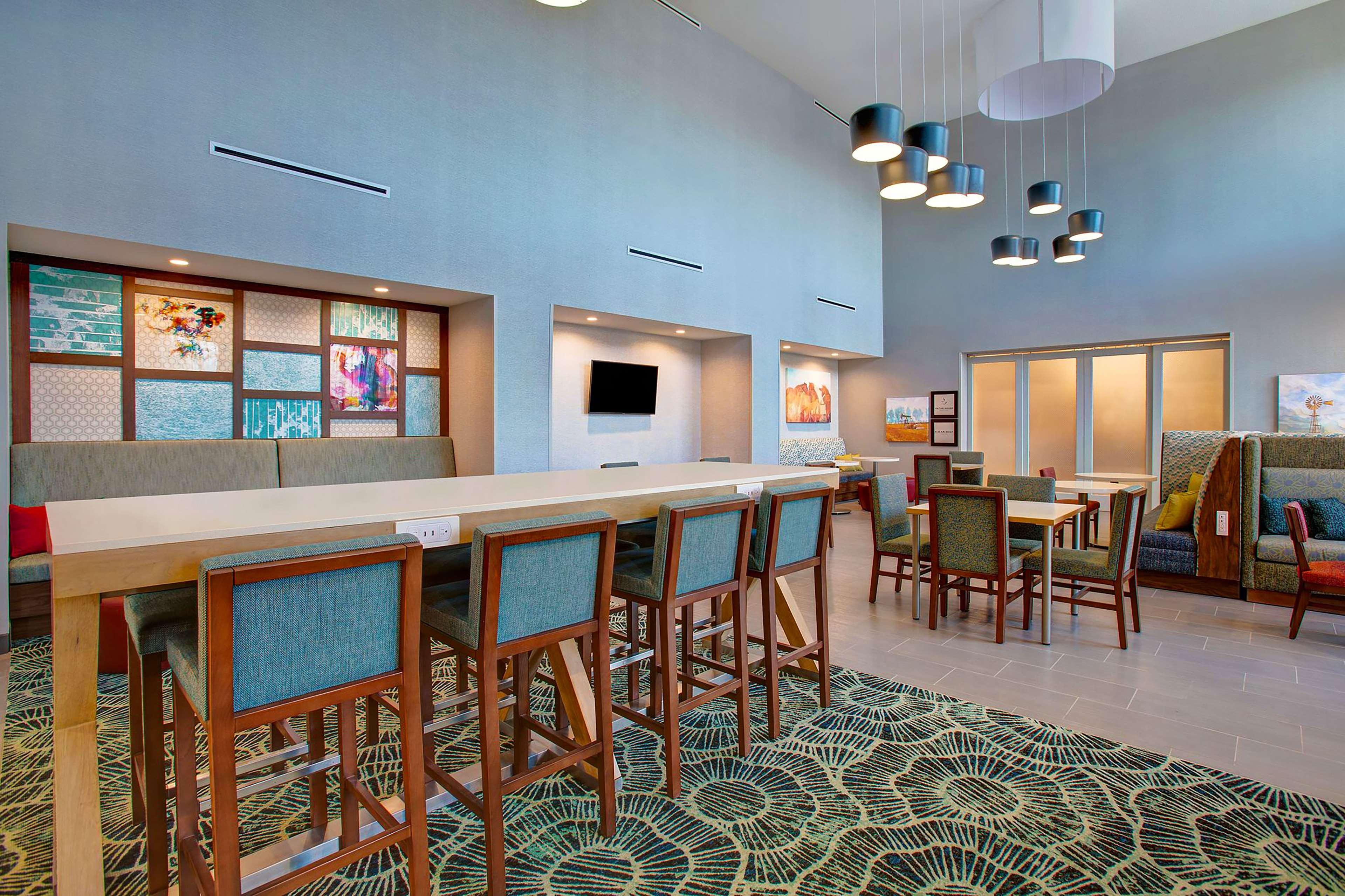 Hampton Inn & Suites Borger Exterior photo