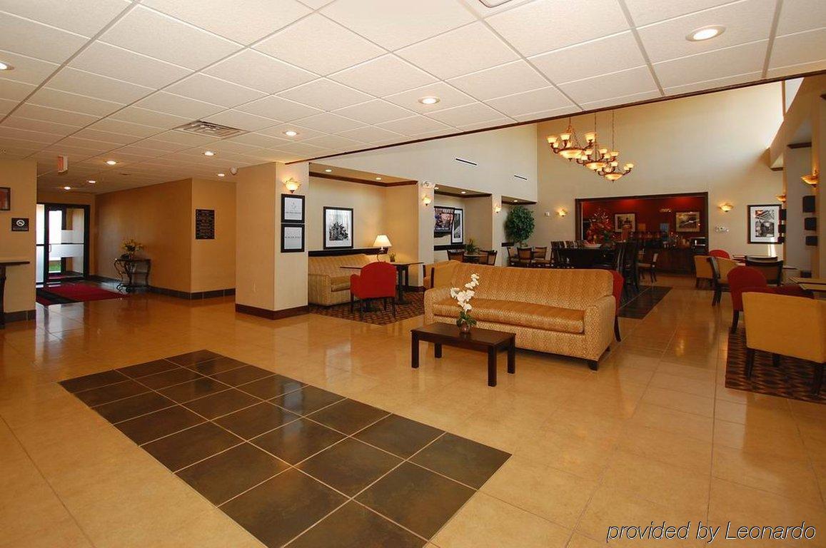Hampton Inn & Suites Borger Interior photo