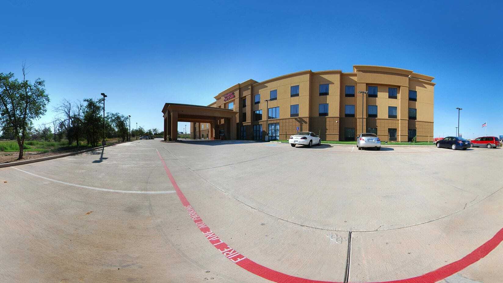 Hampton Inn & Suites Borger Exterior photo
